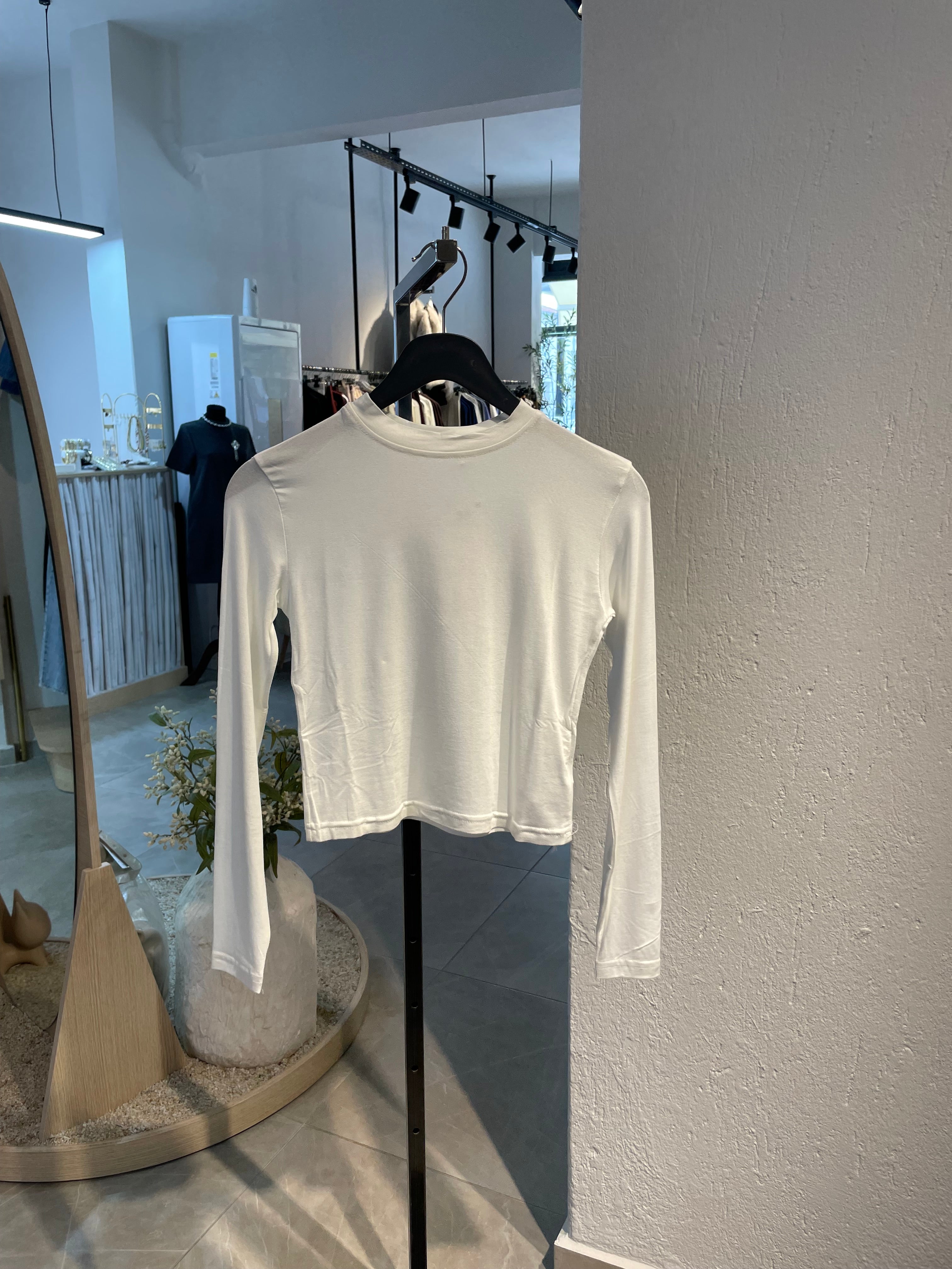 Marka Parmak Geçmeli Body